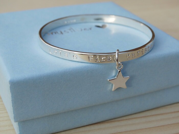 Personalisiertes Silber Stern Armband Für Babys Erstes Weihnachten - Sterling von tinysilver