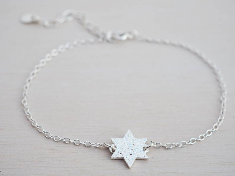 Stern Armband Versilbert | Gehämmerte Oberfläche Sterling Silber von tinysilver