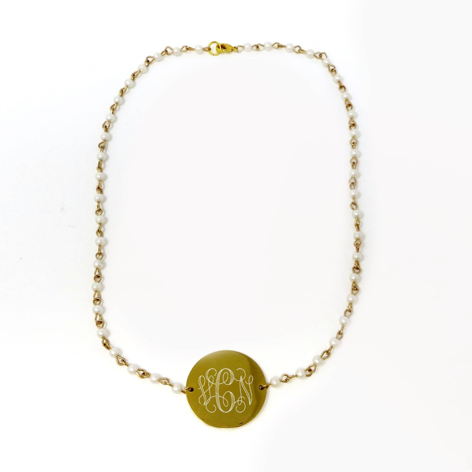 Gravierbar Perlenkette Mit Personalisierter Edelstahl Anhänger - Mode-Schmuck von tiposcreations