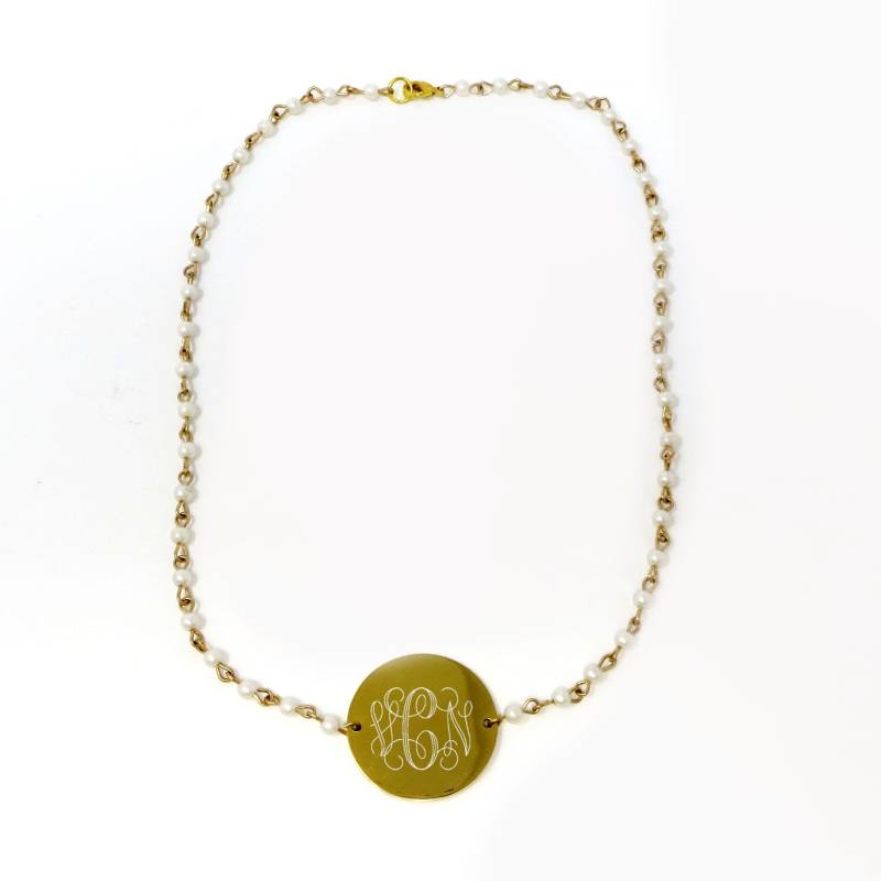 Gravierbar Perlenkette Mit Personalisierter Edelstahl Anhänger - Mode-Schmuck Gravierbar Perlenkette Mit Personalisierter Edelstahl Anhänger - Mode-Schmuck von tiposcreations
