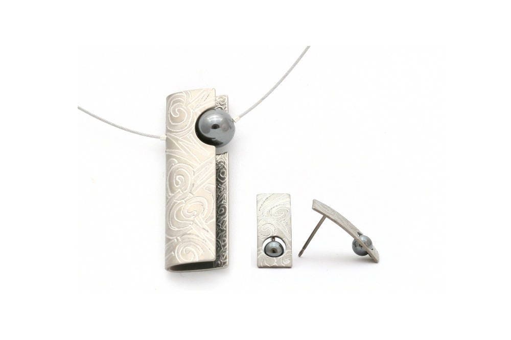 Titanium Jewellery Set, Absolutely No Allergies Necklace & Ear Studs Titanium Jewellery Set, Absolutely No Allergies Necklace & Ear Studs von titanium