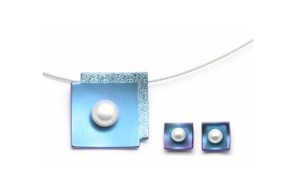 Titanium Jewellery Set. No Allergies Earrings & Necklace Titanium Jewellery Set. No Allergies Earrings & Necklace von titanium