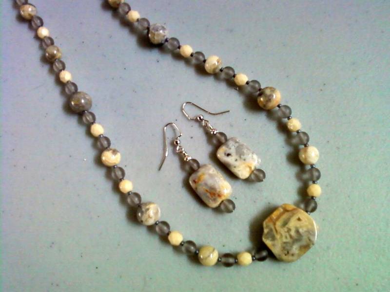 Grau Und Creme Achat Halskette Ohrringe | 0085 Grau Und Creme Achat Halskette Ohrringe | 0085 von tlcorbett