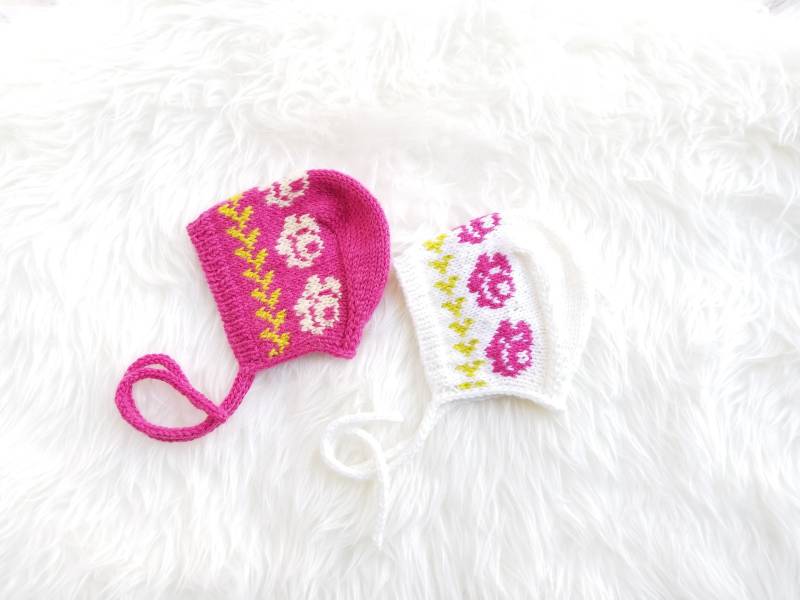 Rosen Häubchen. Hand Gestrickte Neugeborenen Baby Mütze. Fair Isle Alpaka Merino Wolle Babymütze Im Retro-Look. Mütze Gestrickt von tlcrochetknitting