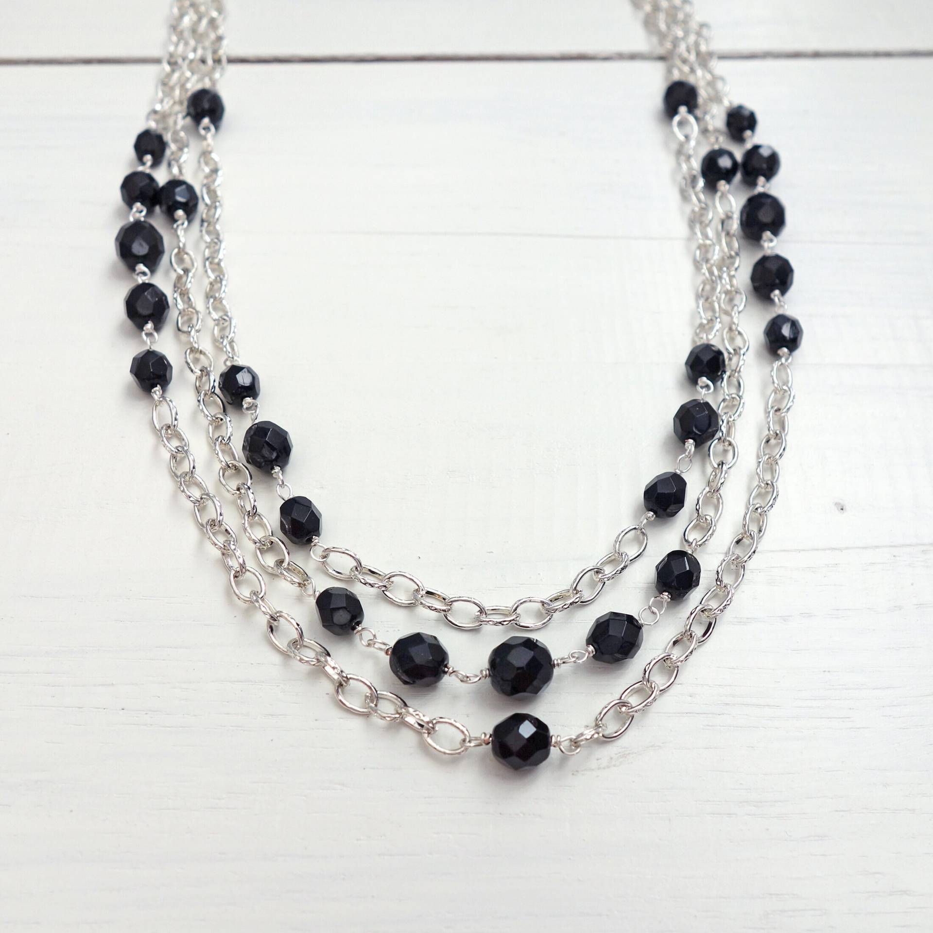 Layered Kettenhalskette Schwarz Facettierte Glasperlen Statement Halskette Chunky Multi Strand-Halskette Für Frauen von tline