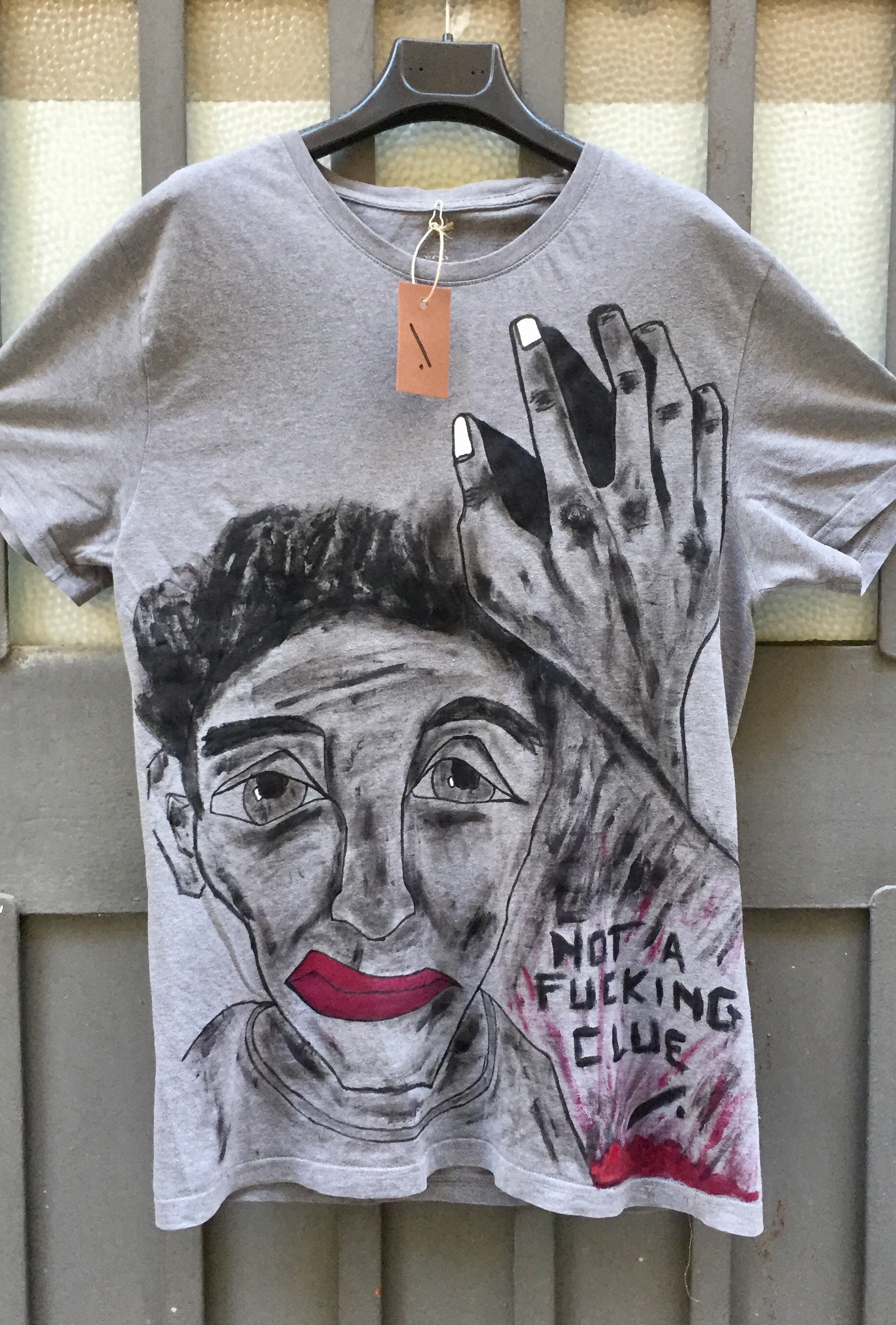 Handbemaltes T-Shirt Handbemalt Schwarz Graffiti Mann Hand Kunst Herren Handbemaltes T-Shirt Handbemalt Schwarz Graffiti Mann Hand Kunst Herren von todeniL
