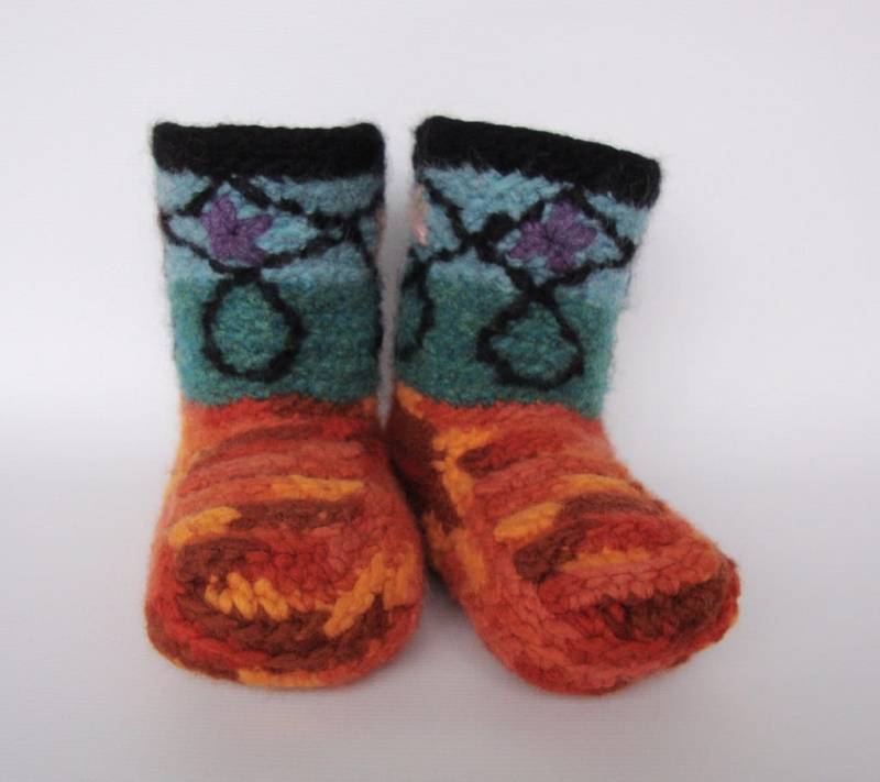 Gehäkelte Wolle Booties Gefilzte Rutschfeste Slipper Socken | Männer 7.5-8, Frauen 9-9.5 von toivima