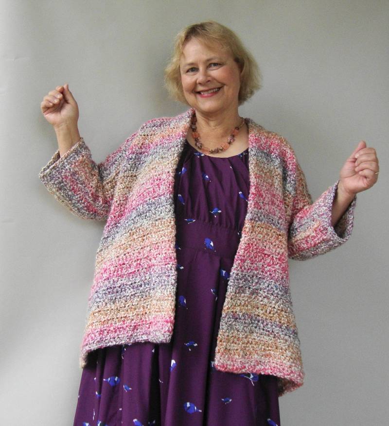 Handgehäkelte Regenbogen Strickjacke Kuschelige Pastell Jacke von toivima