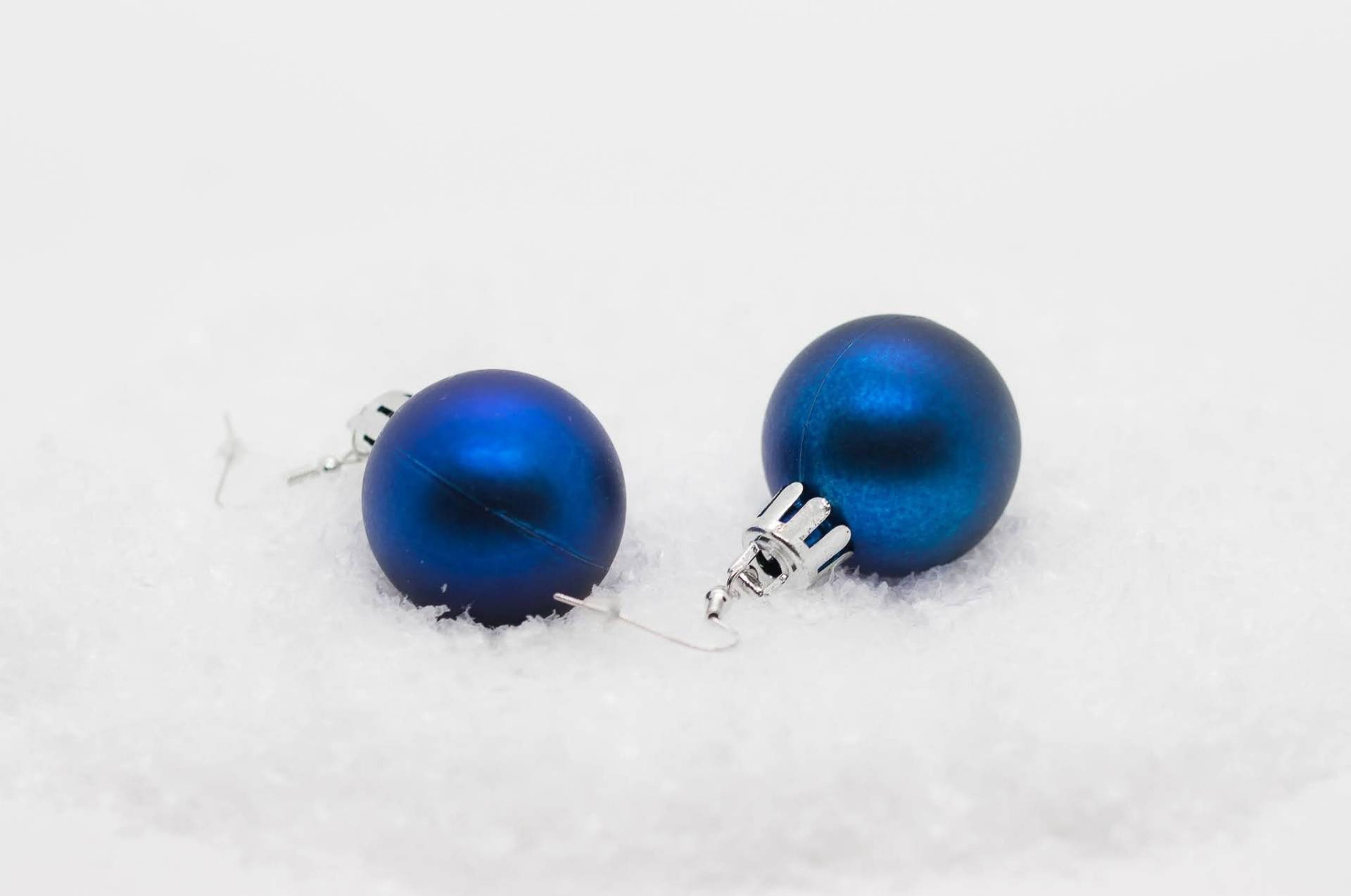 Christmas Tree Ball Earrings Christmas Tree Ball Earrings von tolleTassenshop