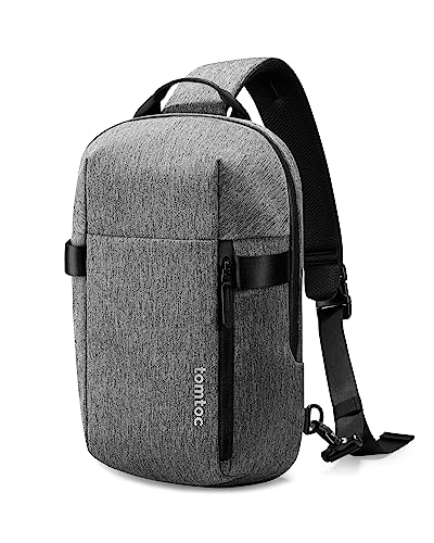 tomtoc Kompakt Sling Bag, Minimal Einzelgurt Schulterrucksack für 13 Zoll Neu MacBook Air M3 A3114 2024, 13-Zoll MacBook Pro, Klein Tagesrucksack Umhängetasche für Herren und Damen von tomtoc