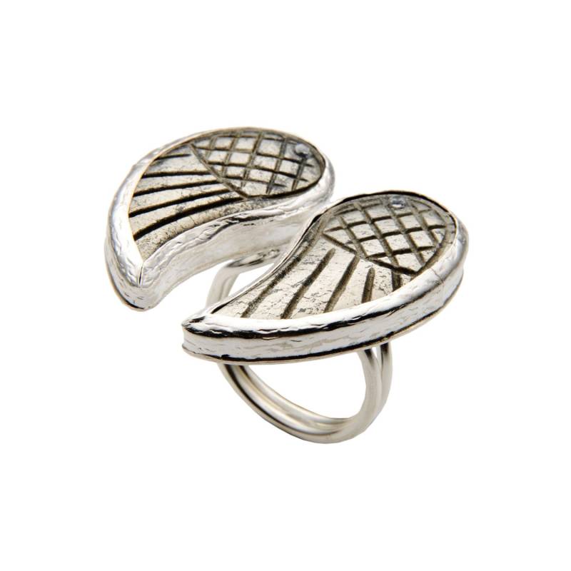 Flügel Ring Mit Einem Pyrit Steinen von toosis