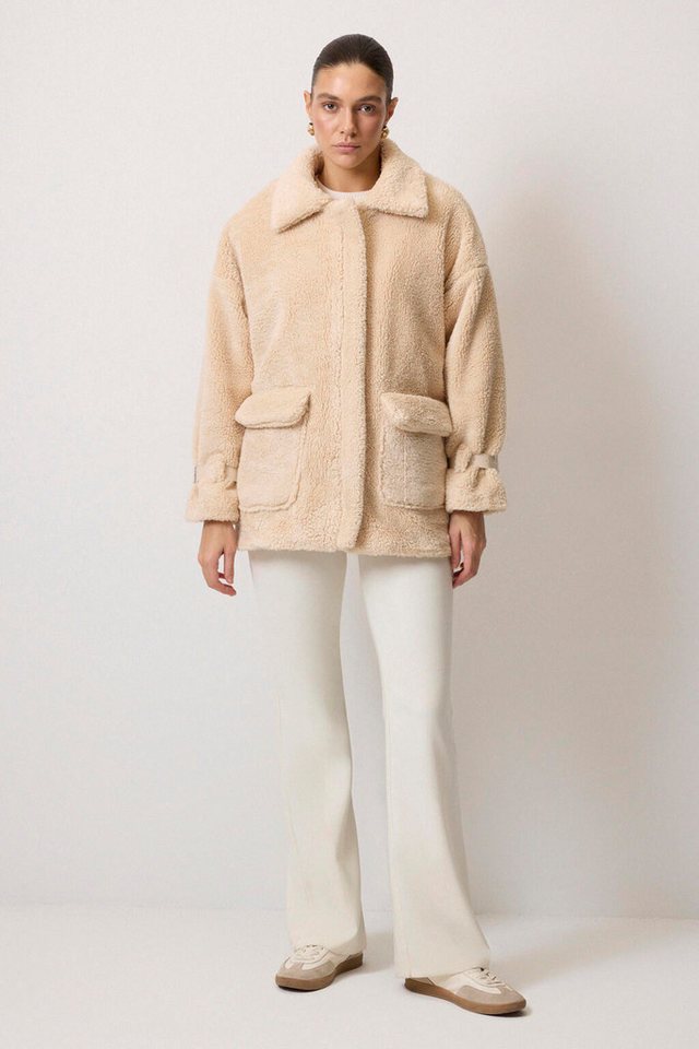 touche prive Funktionsmantel PLÜSCHJACKE MIT SCHNALLENDETAIL von touche prive