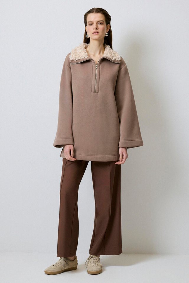 touche prive Kapuzenpullover SWEATSHIRT MIT KUNSTPELZKRAGEN von touche prive