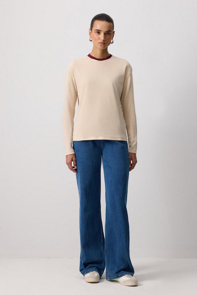touche prive Longsweatshirt T-SHIRT AUS 100 % BAUMWOLLE MIT GERIPPTEM KRAGEN von touche prive