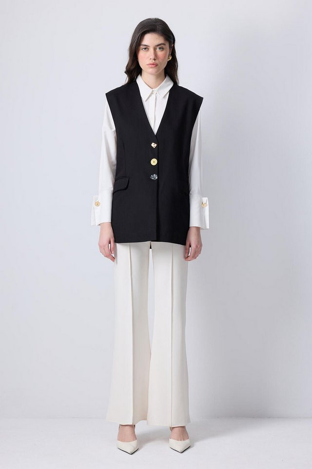 touche prive Reitweste WESTE AUS GABARDINE MIT KNOPFDETAILS touche prive Reitweste WESTE AUS GABARDINE MIT KNOPFDETAILS von touche prive