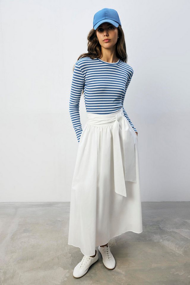 touche prive T-Shirt GESTREIFTES BASIC-STRICK-T-SHIRT AUS 100 % BAUMWOLLE von touche prive