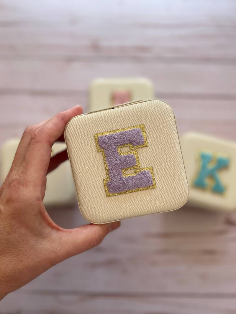 Reise Schmuckschatulle, Personalisierte Schmuckschatulle von towneandmain