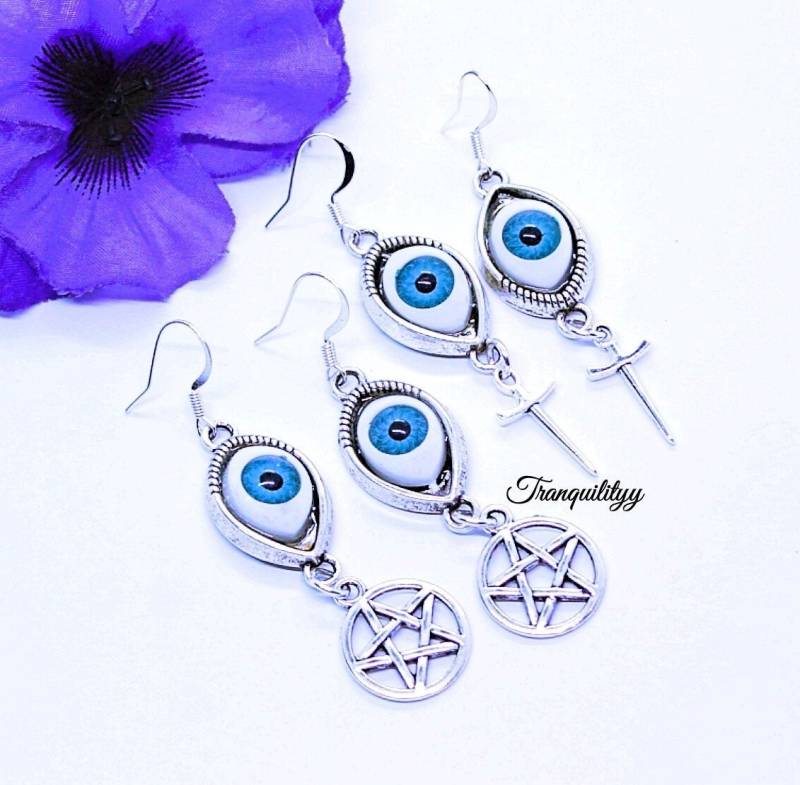 Evil Eye Ohrringe Versilberter Pentagramm Oder Schwert Anhänger Evil Eye Ohrringe Versilberter Pentagramm Oder Schwert Anhänger von tranquilityy