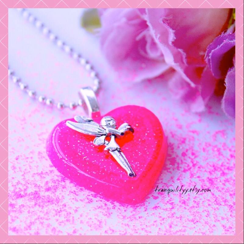 Fairy Princess Halskette, Pink Resin Glitter Herzhalskette, Handgemacht By Tranquilityy Fairy Princess Halskette, Pink Resin Glitter Herzhalskette, Handgemacht By Tranquilityy von tranquilityy