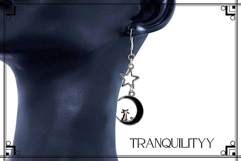 Mond Und Ohrringe/Schwarze Halbmond Charm Ohrringe/Celestial Schmuck/Erstellt Von Von'dez Mond Und Ohrringe/Schwarze Halbmond Charm Ohrringe/Celestial Schmuck/Erstellt Von Von'dez von tranquilityy