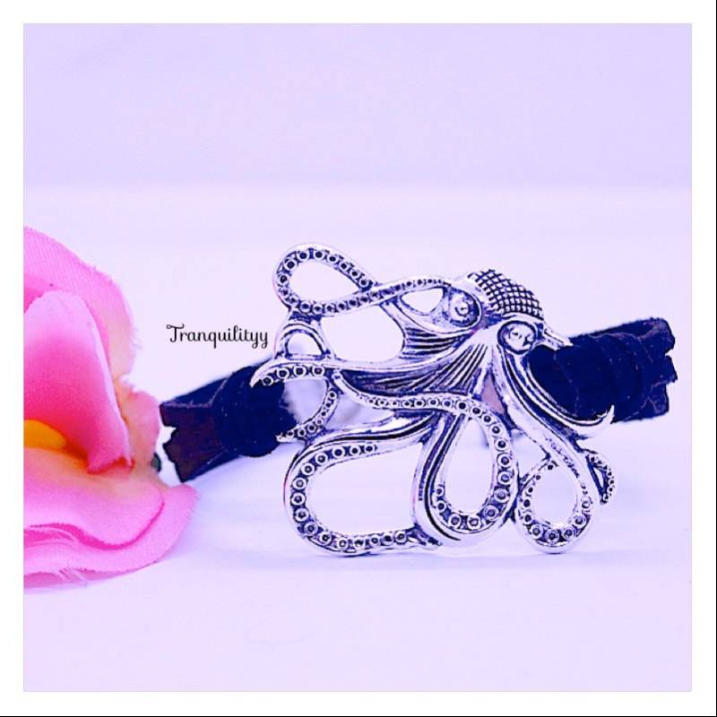 Oktopus Armband/steampunk Schmuck/Oktopus Regeneration/Verstellbares Armband Aus Wildlederimitat/Viel Glück Armband/Geheimnisvoll/Geisttier Schmuck Oktopus Armband/steampunk Schmuck/Oktopus Regeneration/Verstellbares Armband Aus Wildlederimitat/Viel Glück Armband/Geheimnisvoll/Geisttier Schmuck von tranquilityy