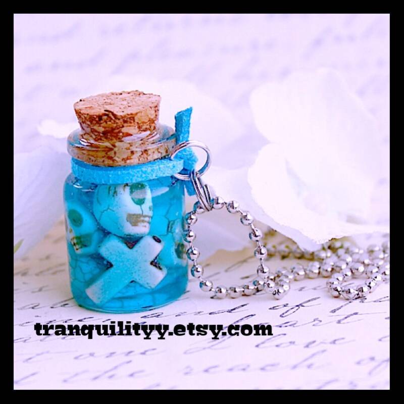 Totenkopf Flasche Lost Souls Phiole, Auto Anhänger, Unisex Deco Totenkopf Flasche Lost Souls Phiole, Auto Anhänger, Unisex Deco von tranquilityy