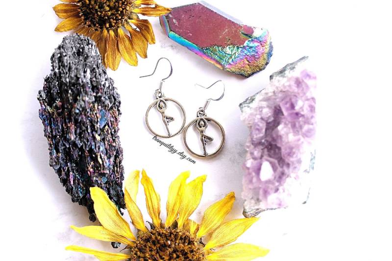 Yoga Ohrringe Sterling Silber Baum Pose, Zen Meditation von tranquilityy