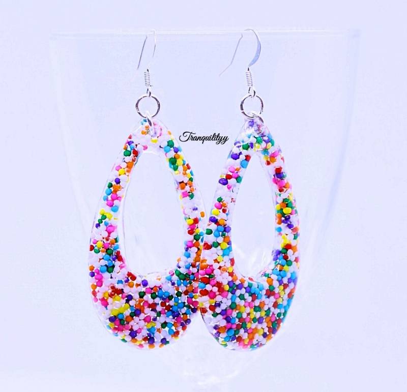 streuohrringe/Candy Rainbow Sprinkle Teardrop Harz Ohrringe/ 925Er Silber Ohrhaken By Tranquilityy streuohrringe/Candy Rainbow Sprinkle Teardrop Harz Ohrringe/ 925Er Silber Ohrhaken By Tranquilityy von tranquilityy