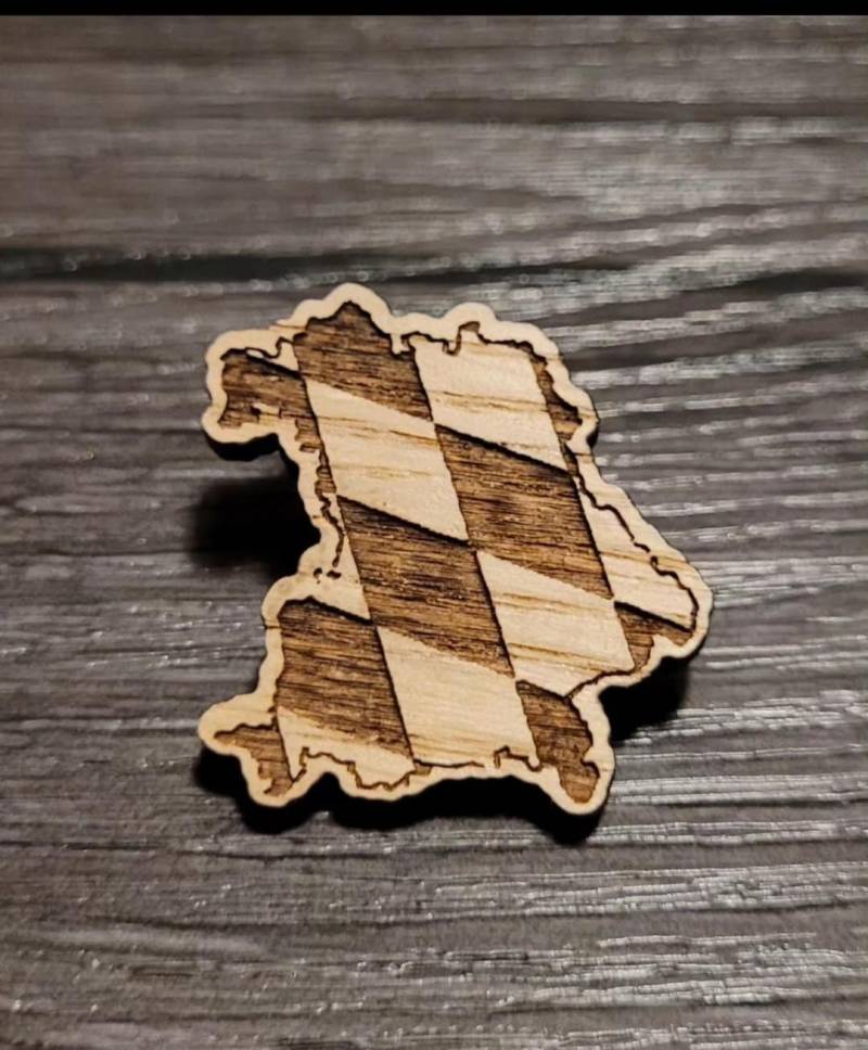 Bayern Bayernland Wappen Anstecker, Pins, Trachtenanstecker, Brosche, Anstecknadel, Holzanstecker, Holzpin, Geschenke Für Den Mann, Ehehmann Bayern Bayernland Wappen Anstecker, Pins, Trachtenanstecker, Brosche, Anstecknadel, Holzanstecker, Holzpin, Geschenke Für Den Mann, Ehehmann von trauMUT