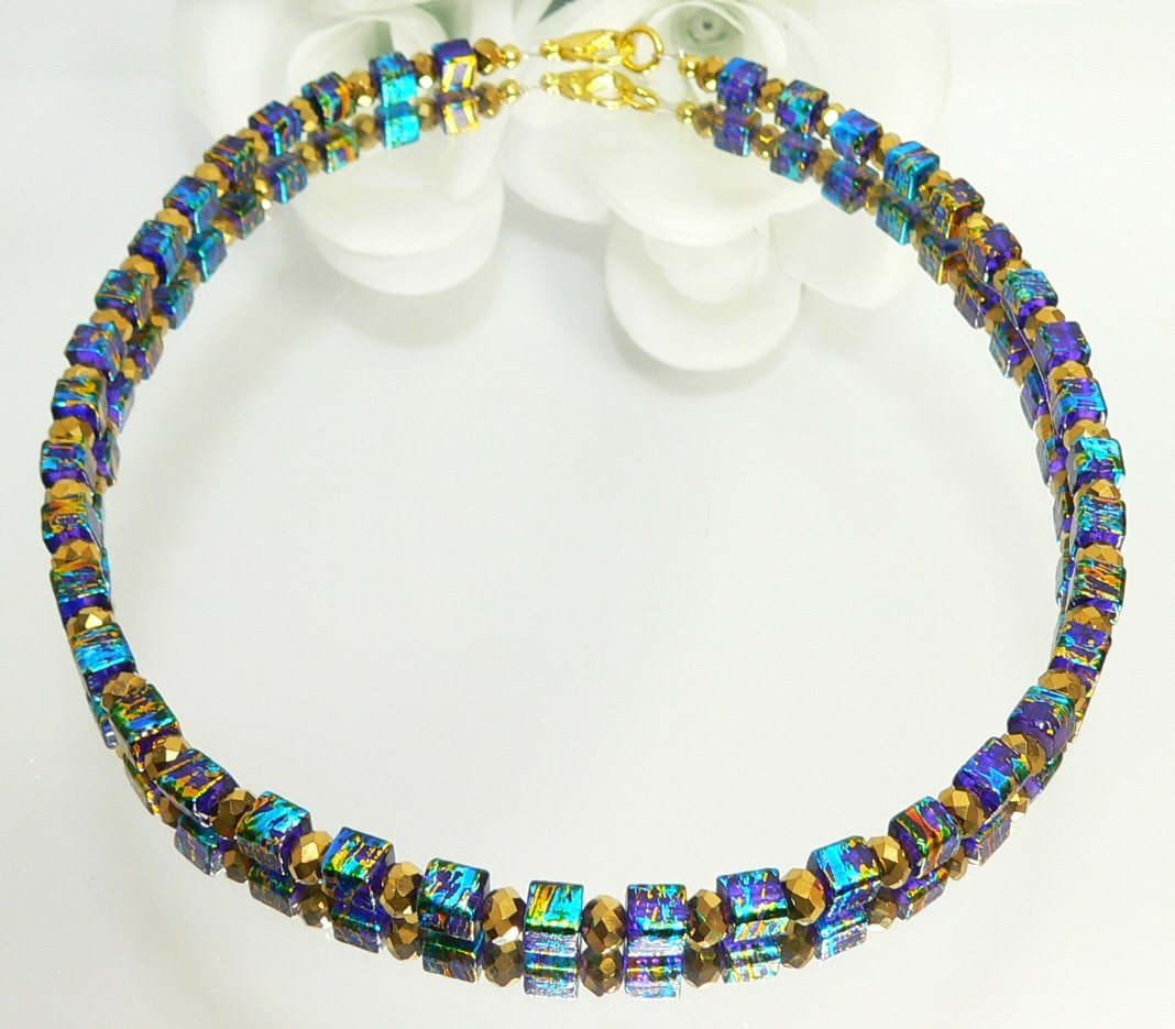 traumschmuck Collier 095zzz Halskette Würfelkette Würfel Glas blau (Geschenk, Muttertag, Weihnachten, Geburtstag, Valentinstag, incl. Schmuckbox), handgefertigt, Made in Germany von traumschmuck