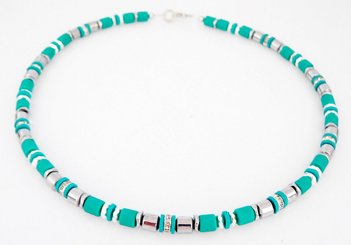 traumschmuck Collier 605b Collier Halskette Clay Walzen emerald Hämatit Strass (Geschenk, Muttertag, Weihnachten, Geburtstag, Valentinstag, incl. Schmuckbox), handgefertigt, Made in Germany von traumschmuck