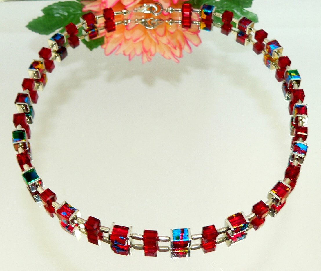 traumschmuck Kette ohne Anhänger 051d Halskette Collier Würfelkette Würfel rot goldfarben (Geschenk, Muttertag, Weihnachten, Geburtstag, Valentinstag, incl. Schmuckbox), handgefertigt, Made in Germany von traumschmuck