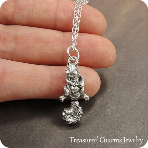 Eichhörnchen Halskette, Silber Anhänger Auf Einer Kabel Kette von treasuredcharms
