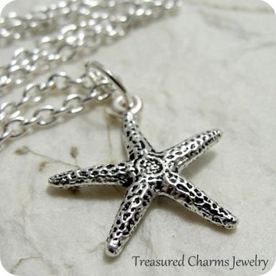 Seestern Kette, Versilberter Anhänger An Einer Silbernen Kabelkette von treasuredcharms