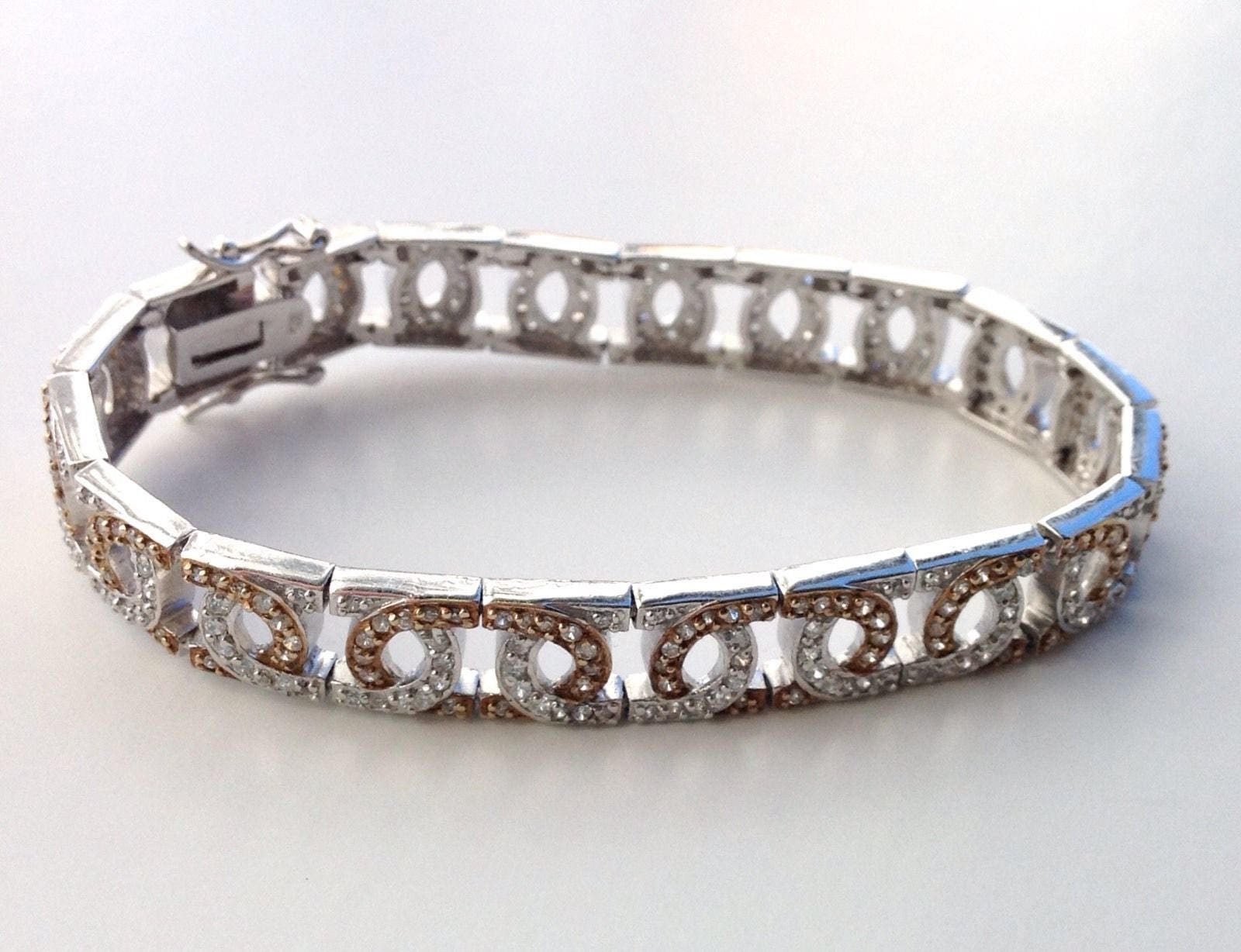 Funkelndes Elegantes Sterling Silber Weiße Kristalle Nieten Braut Armband Funkelndes Elegantes Sterling Silber Weiße Kristalle Nieten Braut Armband von treasureflow