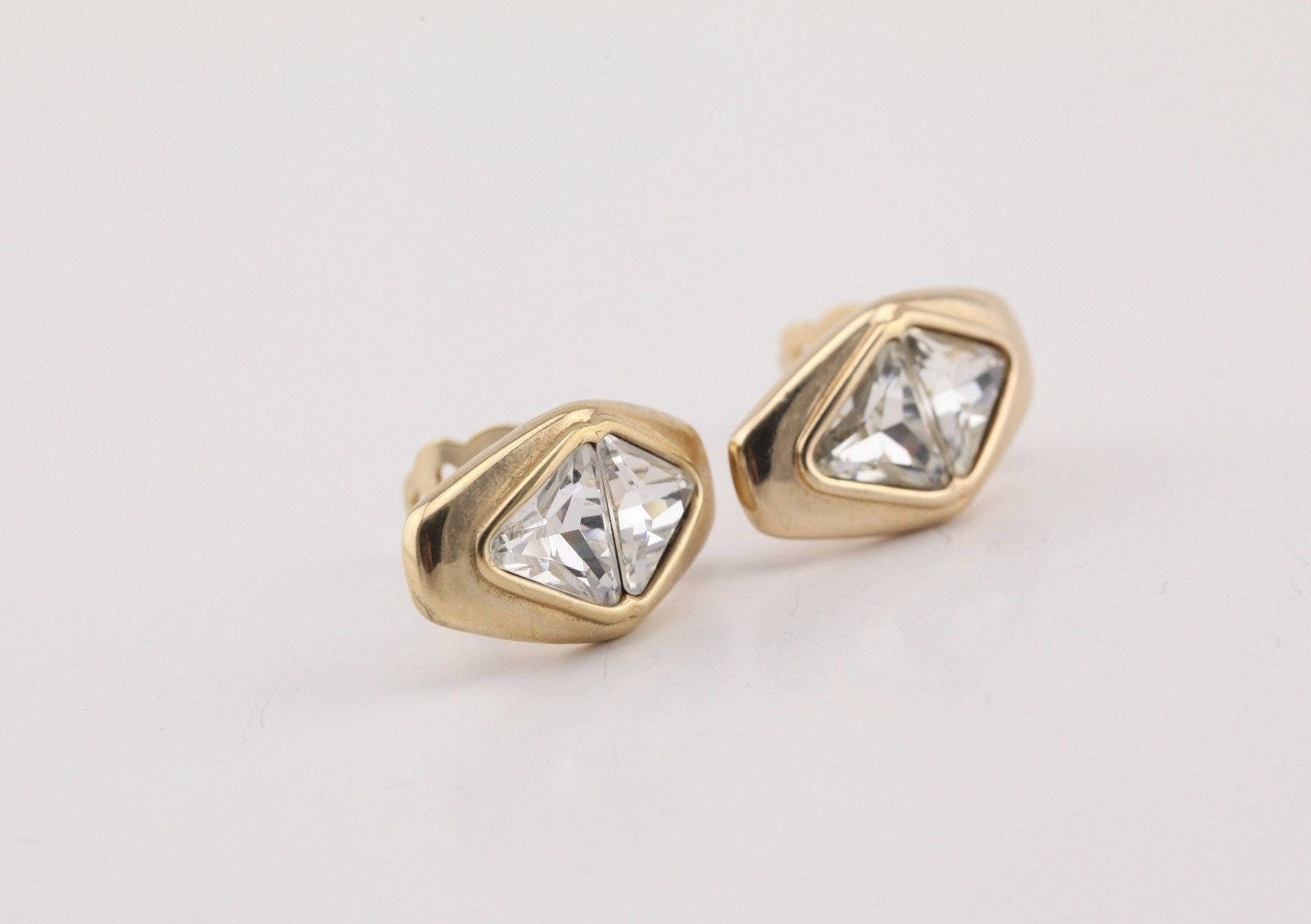 Vintage Designer S.a.l. Swarovski Doppel Dreieck Gold Ton Ohrclips Vintage Designer S.a.l. Swarovski Doppel Dreieck Gold Ton Ohrclips von treasureflow