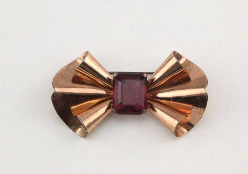 Vintage Retro Art Deco Sterling Silber Lila Glas Schleife Pin Brosche Vintage Retro Art Deco Sterling Silber Lila Glas Schleife Pin Brosche von treasureflow