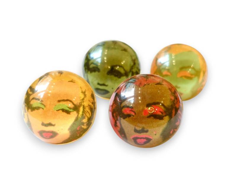 4 Marilyn Monroe Unikat Ringe Kunstharz Resin 3, 8 cm Groß Handgemacht Gelb Rot Grün Made in Cologne von treasuresofsoho