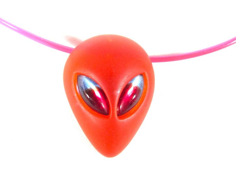 90Er Alien Kette Neonfarben Rot Pink Blau Retro Kunstharz Handgemacht von treasuresofsoho