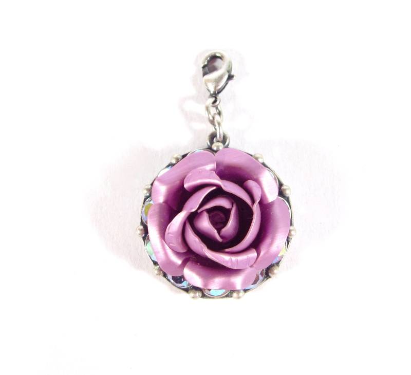 Anhänger Rose Matt Lila Eloxiert Strass Aurora Boreale Kristalle Altsilber Strasssteine Karabiner Handmade in Cologne Germany von treasuresofsoho