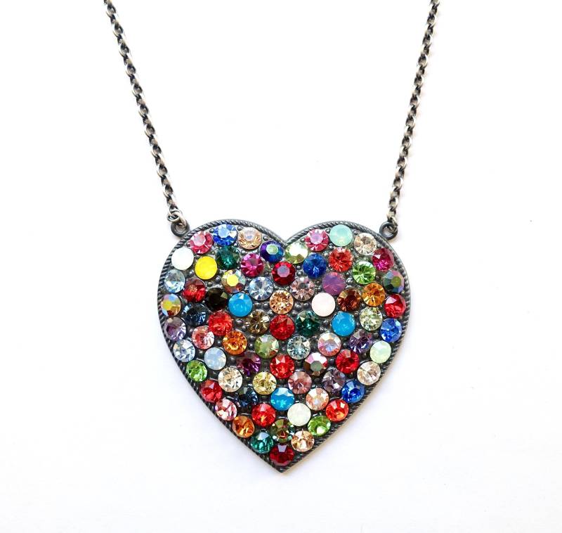 Bunte Große Herz Kette Riesenkette Halskette Strassherz Altsilber Statement Valentin Made in Germany von treasuresofsoho