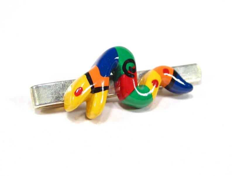 Bunte Lustige Krawattenklammer Schlange Handgemacht Pop Art Männerschmuck Original Soho Köln 1992 von treasuresofsoho