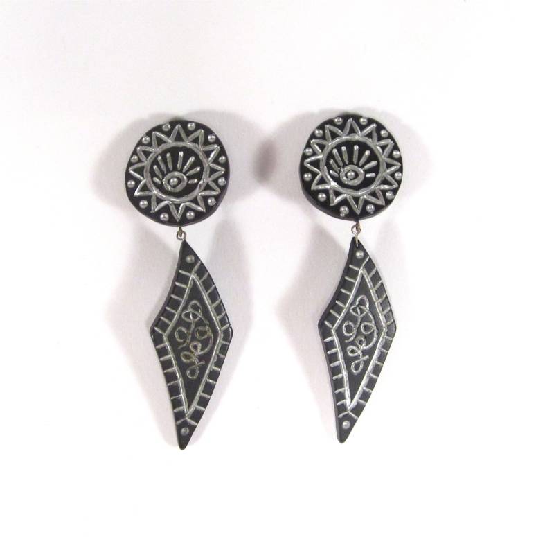 Ohrclips Ethno Original 80Er Jahre Kunstharz Schwarz Silber Retro 1996 Made in Cologne von treasuresofsoho
