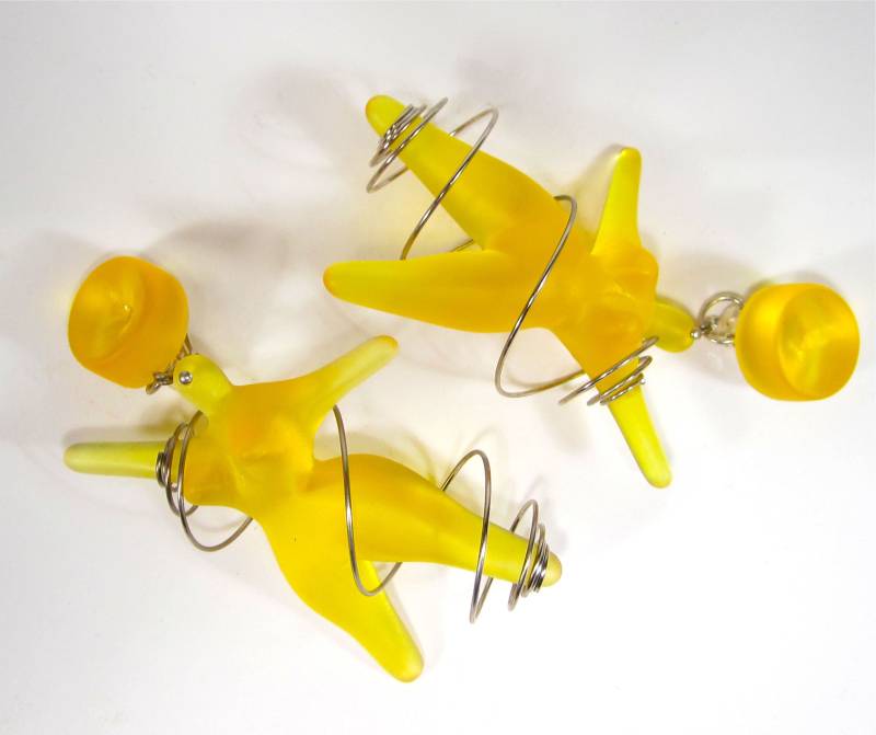 Ohrclips Große Bunte Frau Orange Spirale 9x6cm Soho Köln 1994 von treasuresofsoho