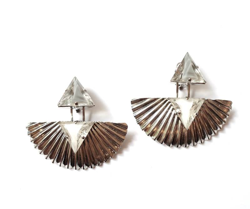 Riesen Silber Vintage Ohrclips Flügel Dreieck Vintage Glasstein Weiß Grau Ohrringe Retro 70Er Jahre 5, 5 X 6 cm Made in Germany von treasuresofsoho