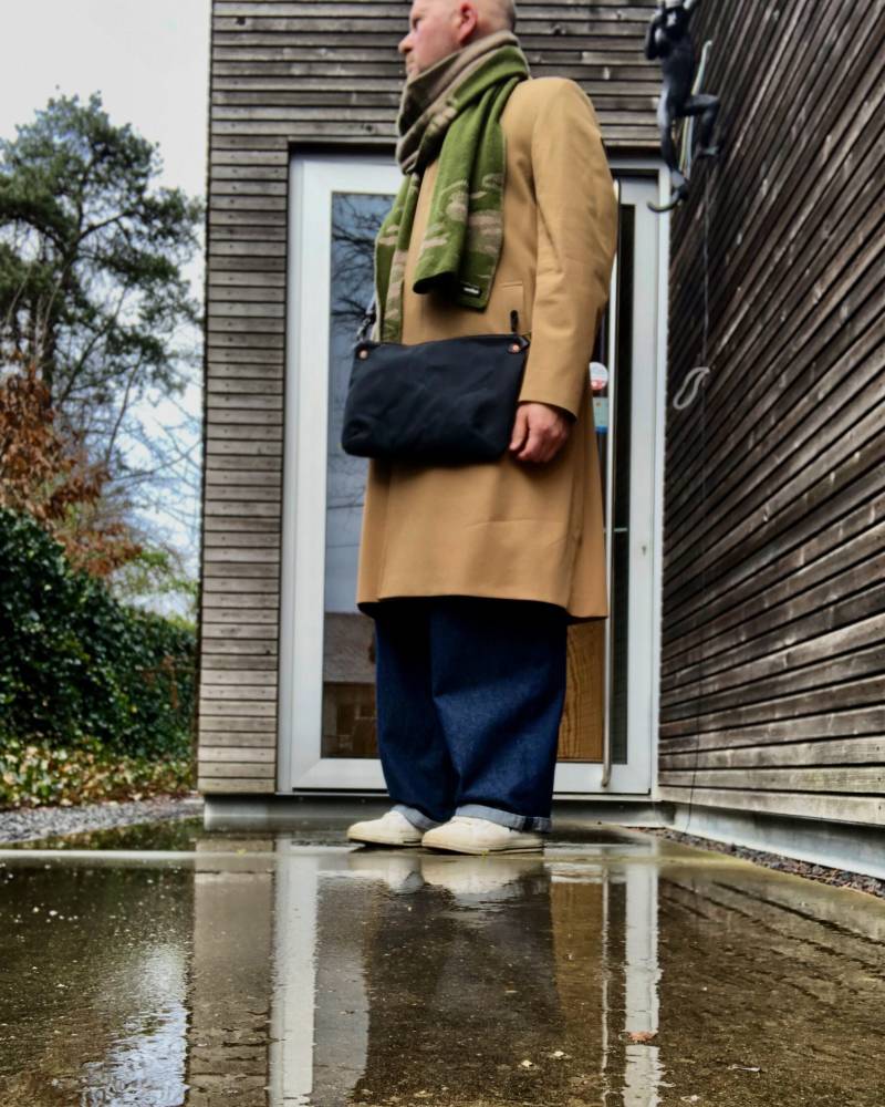 Gewachste Canvas Tagestasche/Reißverschlusstasche Kollektion Unisex von treesizeverse