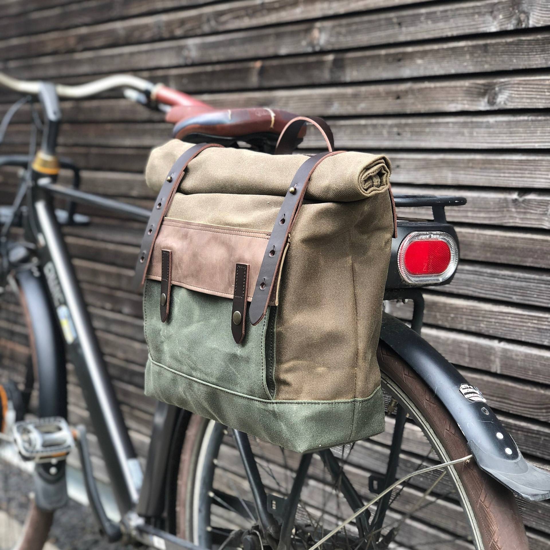 Motorradtasche Aus Gewachstem Canvas Wasserdichte Satteltasche Fahrradtasche Fahrradzubehör von treesizeverse