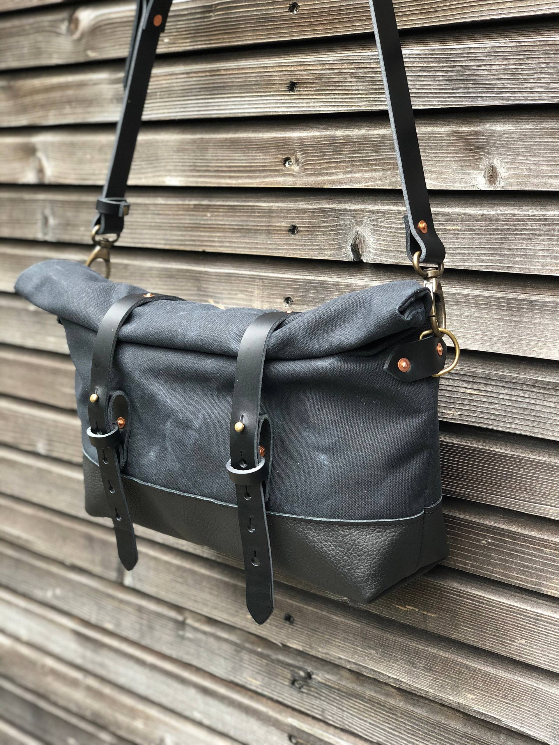 Schwarz Gewachschte Canvas Und Leder Satchel/Messenger Bag Tagestasche von treesizeverse