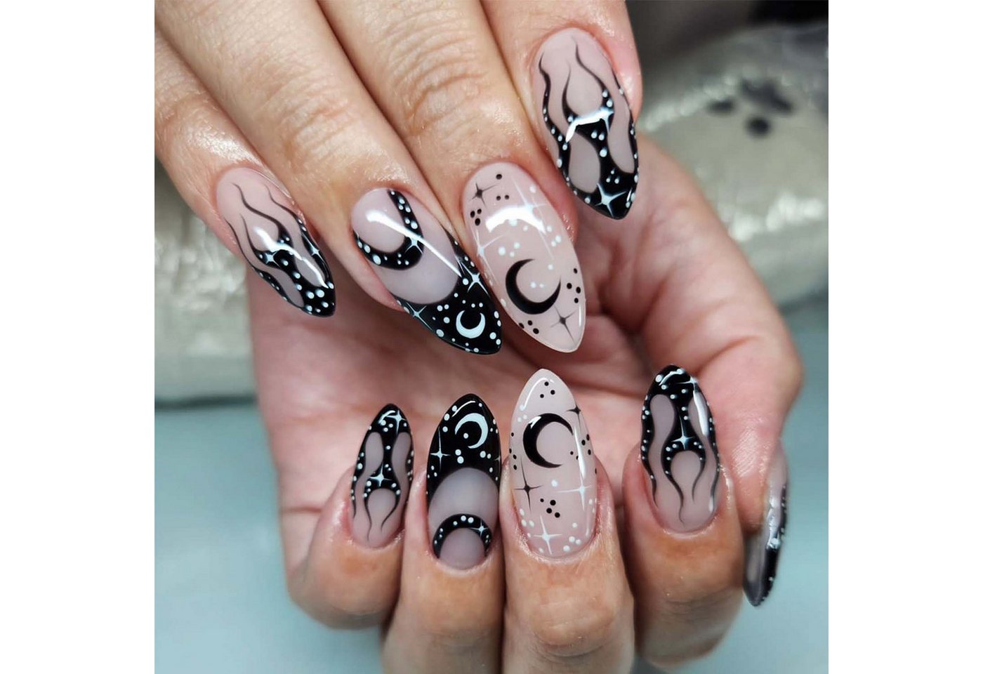 trends for living Kunstfingernägel 24 künstliche Nägel mit Hauttonverlauf, abnehmbare künstliche Nägel, 24-tlg. von trends for living