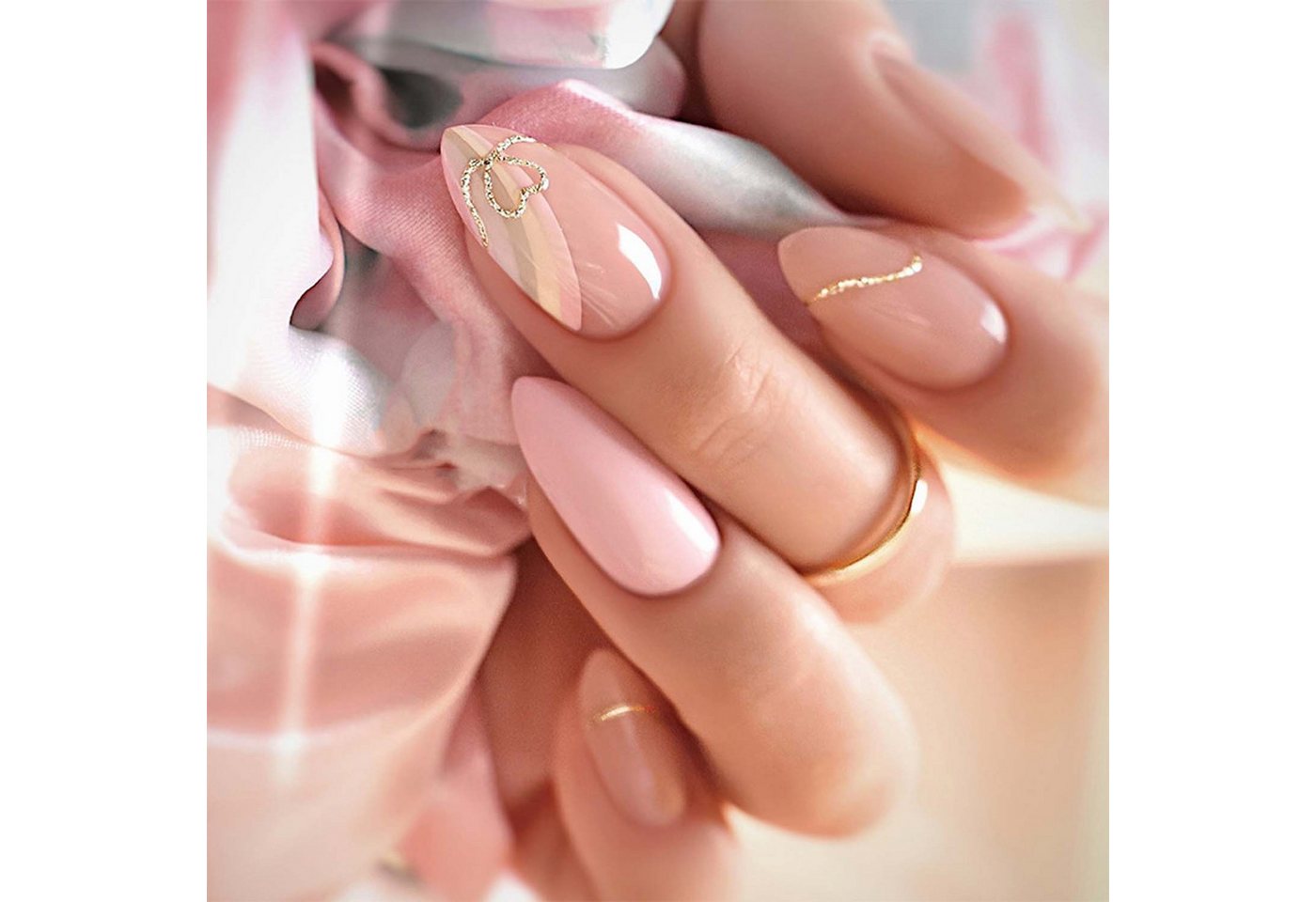 trends for living Kunstfingernägel 24abnehmbare künstliche Fingernägel mandelförmig Glitzernde Herzlinien, 24-tlg. von trends for living